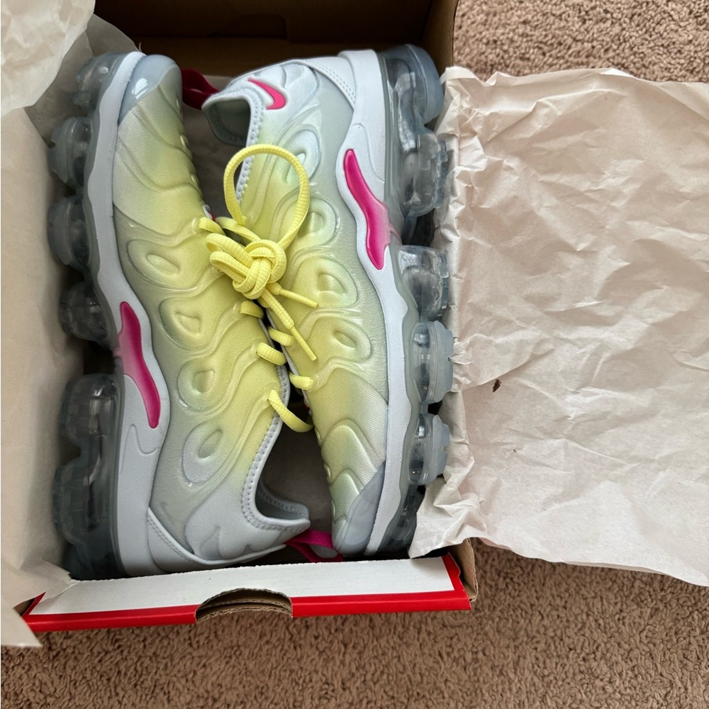 Nike Air Max Plus Lemon and Fuchsia Sneakers